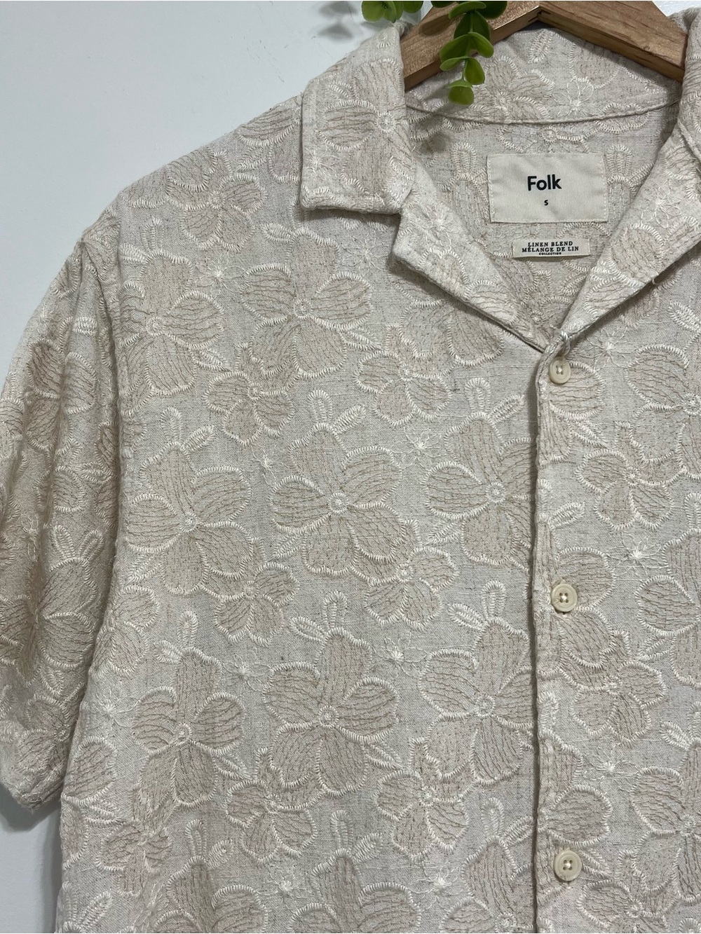 Folk NWT Cody Ivory Linen Blend Embroidered Button Down Shirt - Picture 3 of 11